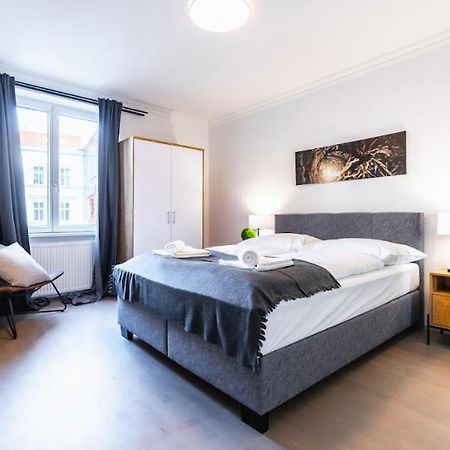Experience Central Vienna From A Stylish And Modern Apartment Exterior foto